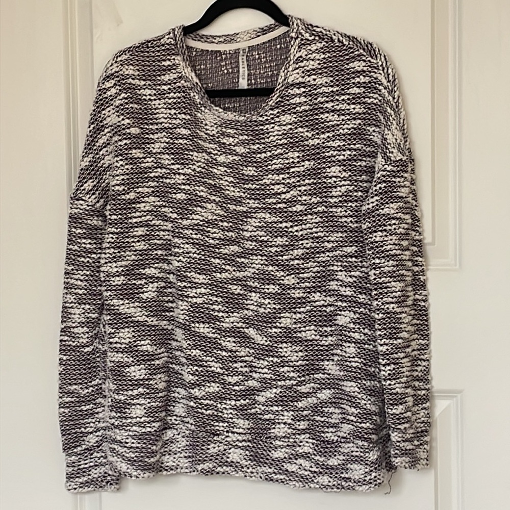 Fabletics Juliette Pullover Sweater Medium - image 3